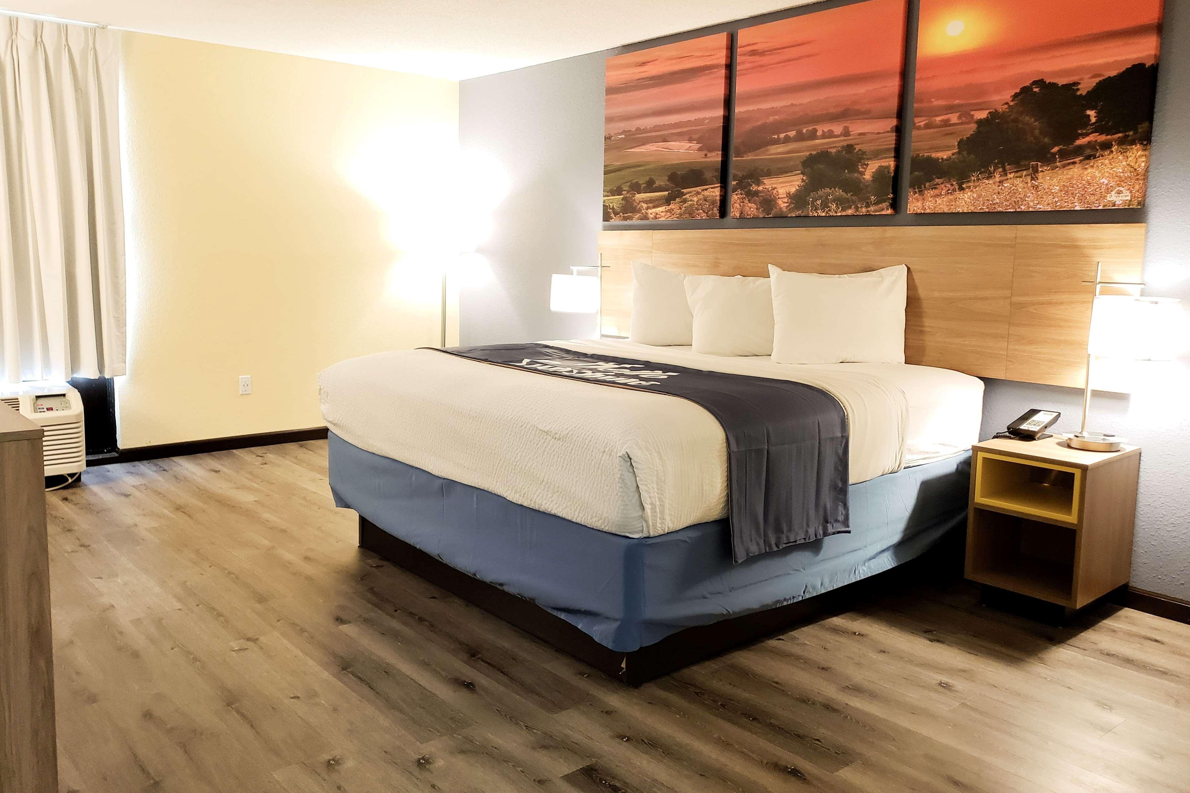 Days Inn & Suites By Wyndham Merrillville Ngoại thất bức ảnh